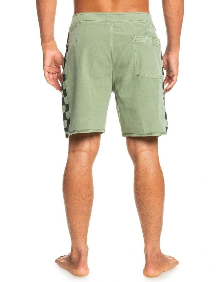 Budget π₯ Quiksilver Original Arch Washed 18" Boardshorts In Thyme π 2 Budget π₯ Quiksilver Original Arch Washed 18" Boardshorts In Thyme π - Image 2