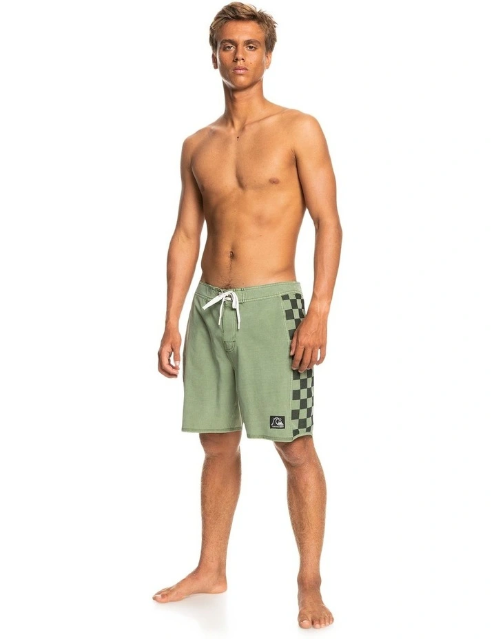 Budget π₯ Quiksilver Original Arch Washed 18" Boardshorts In Thyme π 5 Budget π₯ Quiksilver Original Arch Washed 18" Boardshorts In Thyme π - Image 5