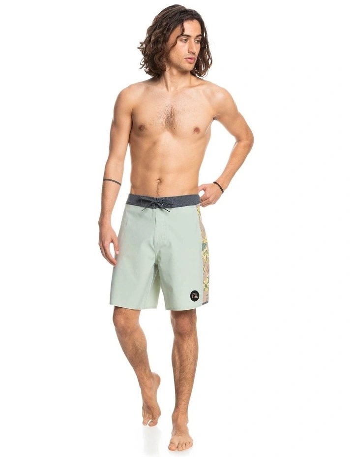 Brand new ๐งจ Quiksilver Surfsilk Arch 18" Boardshorts In Desert Sage ๐ 6 Brand new ๐งจ Quiksilver Surfsilk Arch 18" Boardshorts In Desert Sage ๐ - Image 6