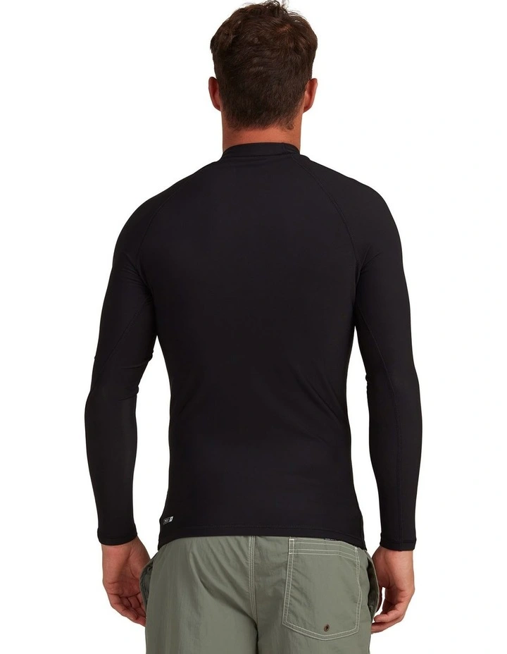 Hot Sale β€οΈ Quiksilver MENS HEATER LONG SLEEVE UPF 50 RASH VEST π 2 Hot Sale β€οΈ Quiksilver MENS HEATER LONG SLEEVE UPF 50 RASH VEST π - Image 2