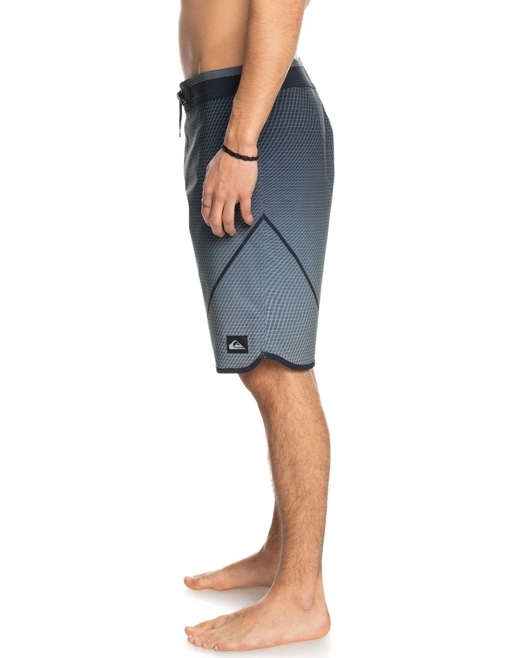 Outlet βοΈ Quiksilver Surfsilk 20" Boardshorts In Black 𧨠3 Outlet βοΈ Quiksilver Surfsilk 20" Boardshorts In Black 𧨠- Image 3