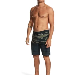 Buy ✨ Quiksilver Surfsilk Five-0 19" Boardshorts In Black 😍 -KSCY Shop unnamed file 473