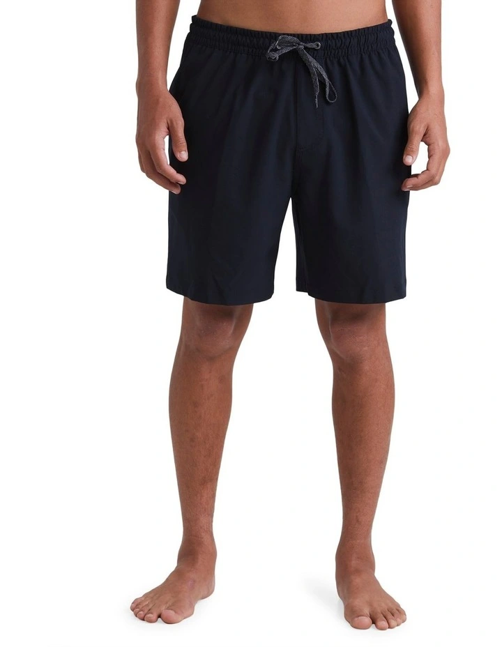 Cheap 😍 Stab X Quiksilver Volley 17" Shorts In Black ⌛ 1 Cheap 😍 Stab X Quiksilver Volley 17" Shorts In Black ⌛