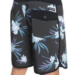 Wholesale π Quiksilver Surfsilk Scallop 18" Boardshort In Tarmac π 6 Wholesale π Quiksilver Surfsilk Scallop 18" Boardshort In Tarmac π -KSCY Shop unnamed file 870
