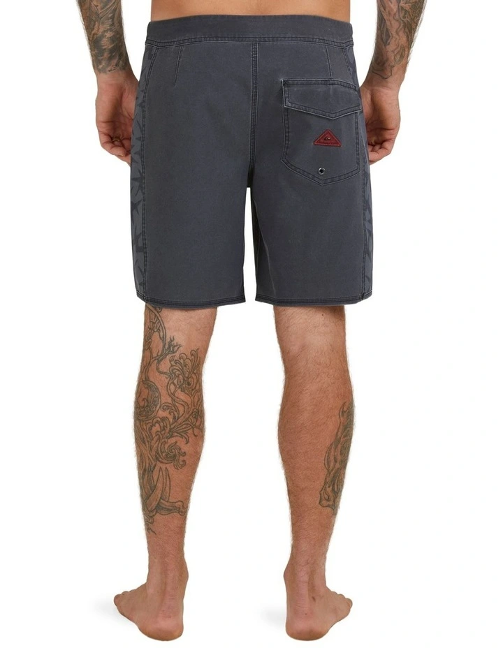 Coupon ๐ Quiksilver Surfsilk Arch 18" Boardshort In Black ๐ฏ 3 Coupon ๐ Quiksilver Surfsilk Arch 18" Boardshort In Black ๐ฏ - Image 3